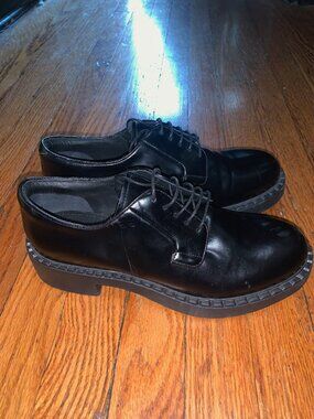 Women's Prada Black Leather Brouge Oxfords 39